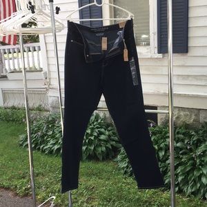 NWT American Eagle Jeans size 18